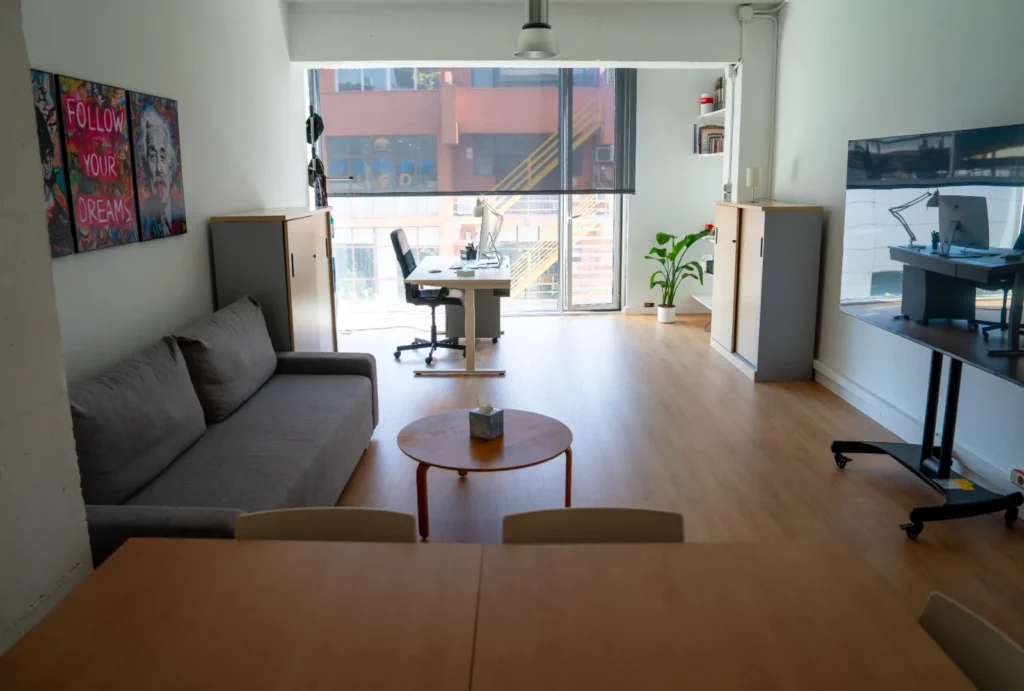 Production Hub 80m2 - One Studios BCN