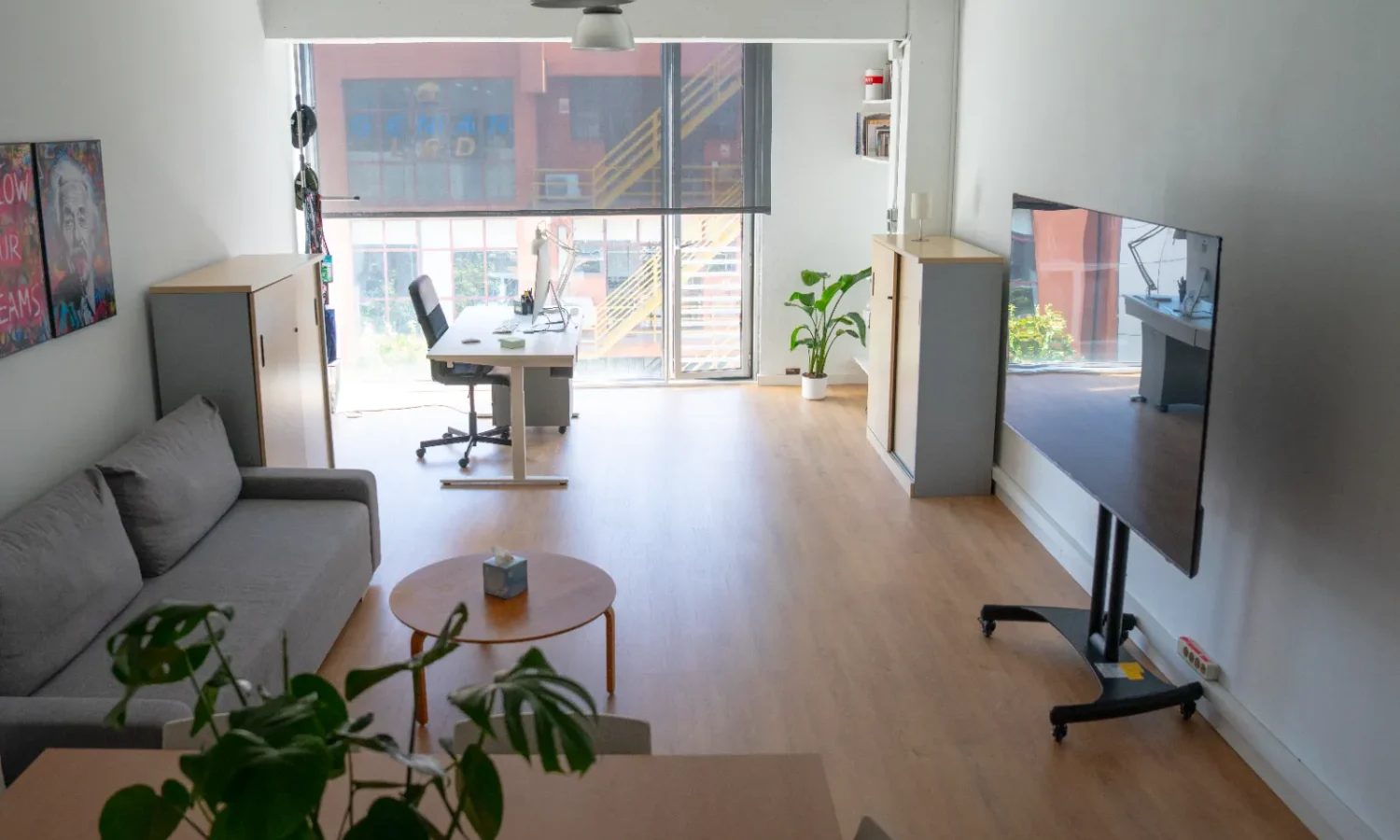 Production Hub 80m2 - One Studios BCN